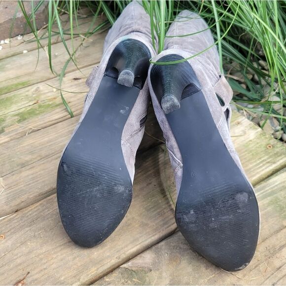Gray Heeled Boots - Picture 8 of 11